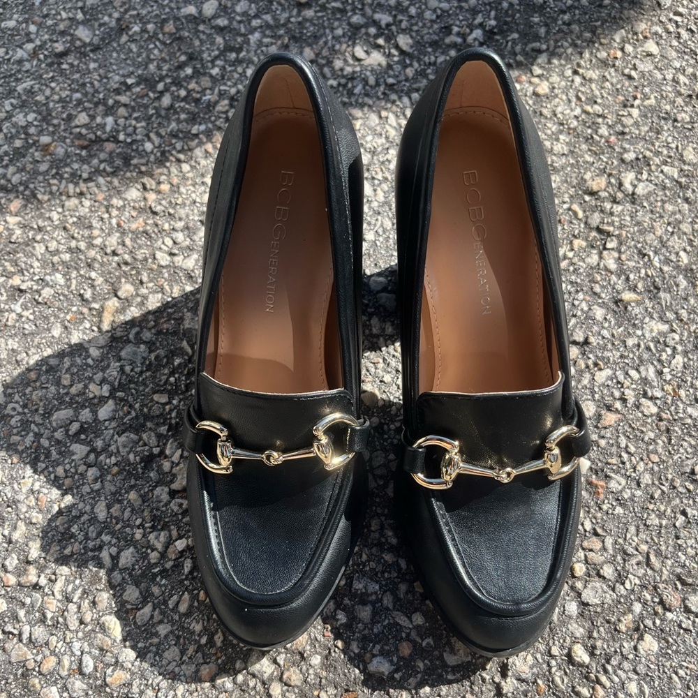 Yixy Loafer Pump (Women)
BCBGeneration Size 35